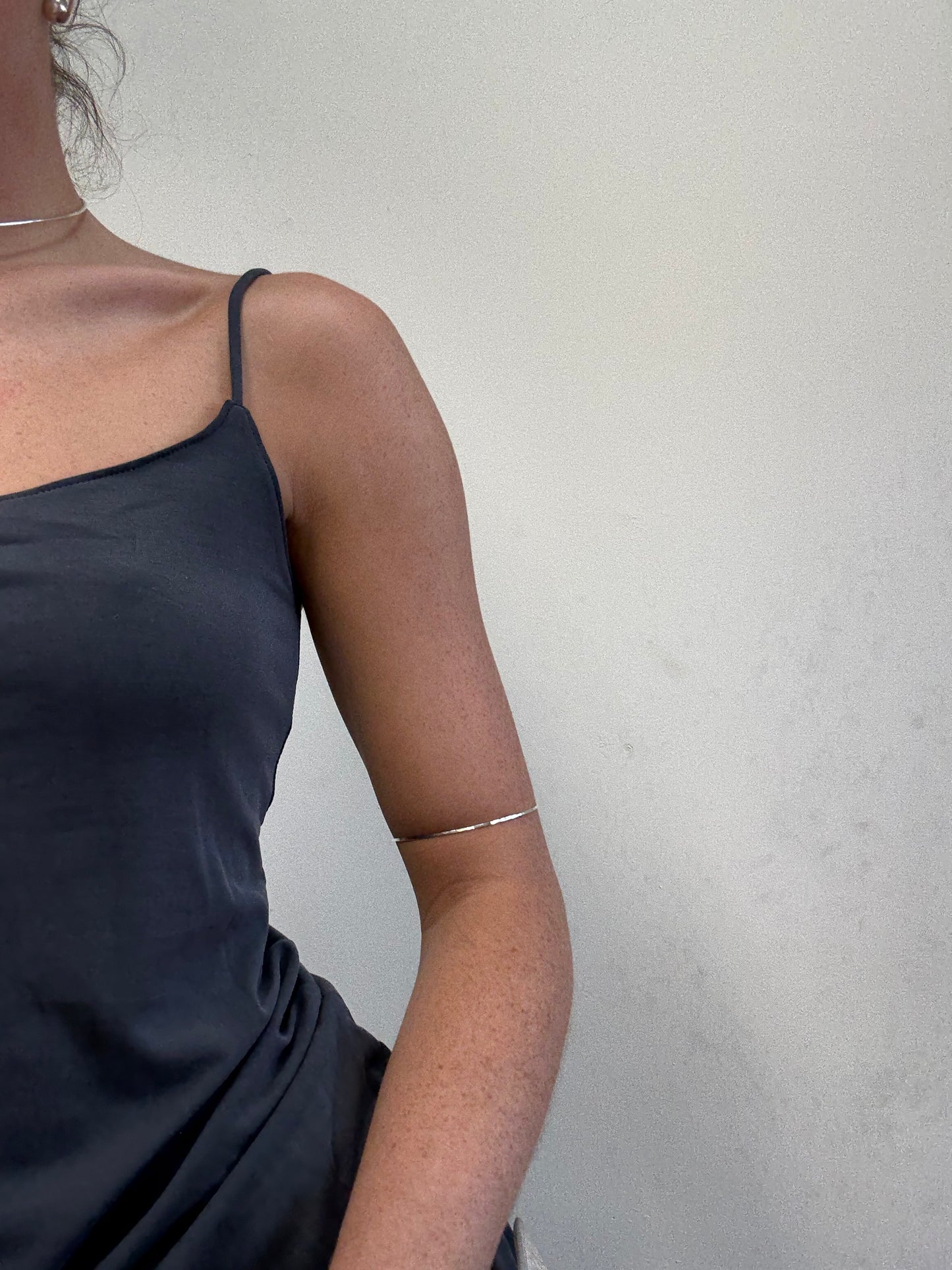 SUPER SKINNY ARM CUFF