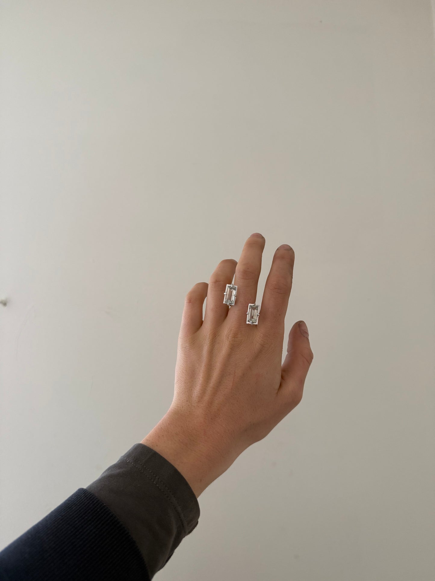 GREEN QUARTZ FLOATING RING