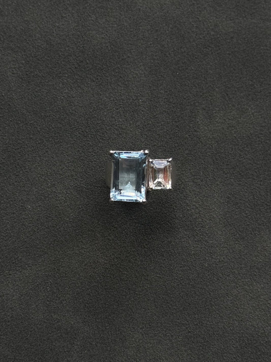 BLUE TOPAZ AND MOONSTONE SUKI RING