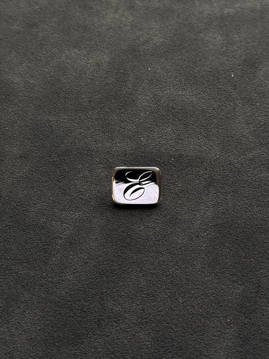 ENGRAVED PEDNAT NO STONE