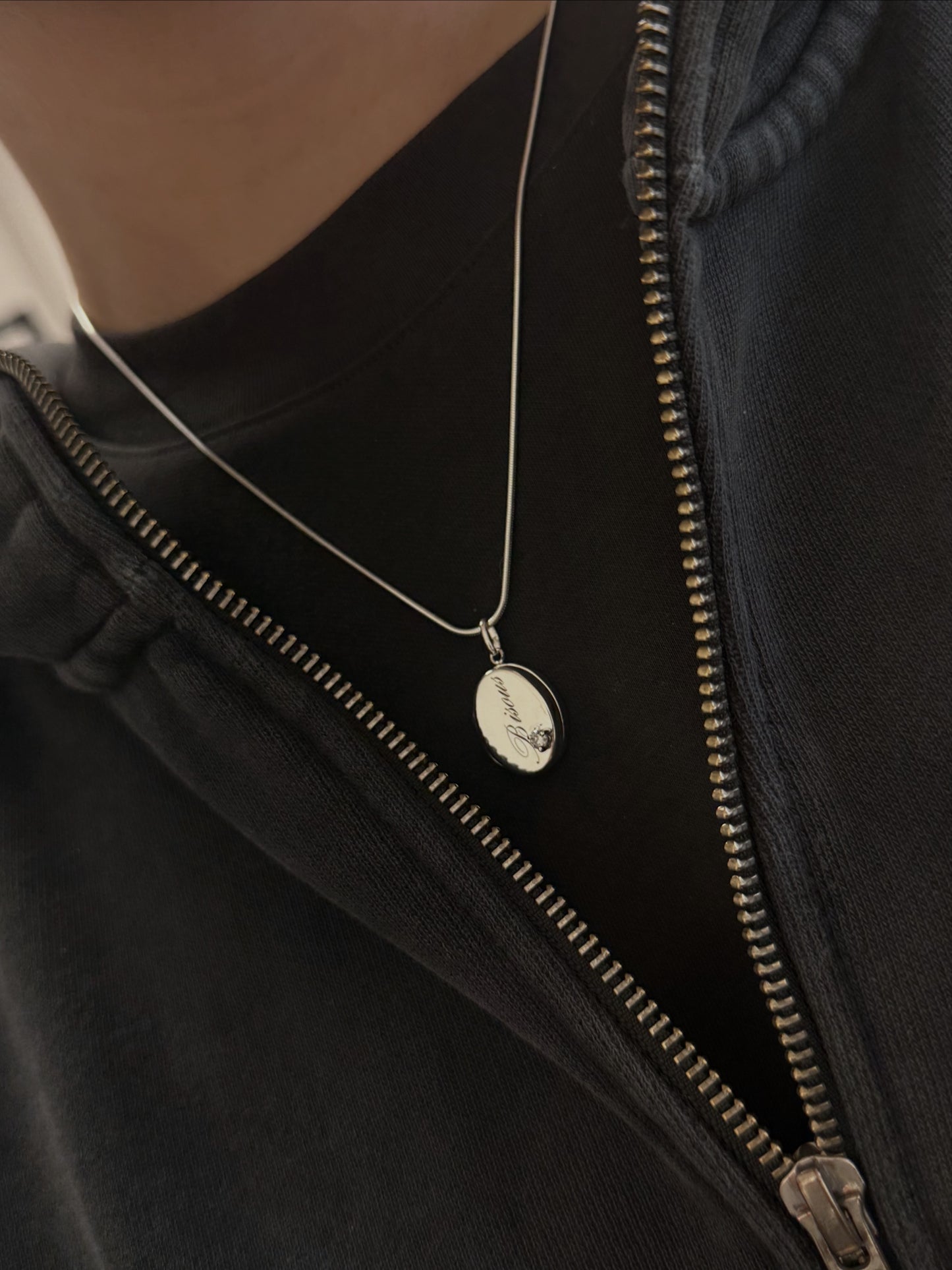 LOCKET