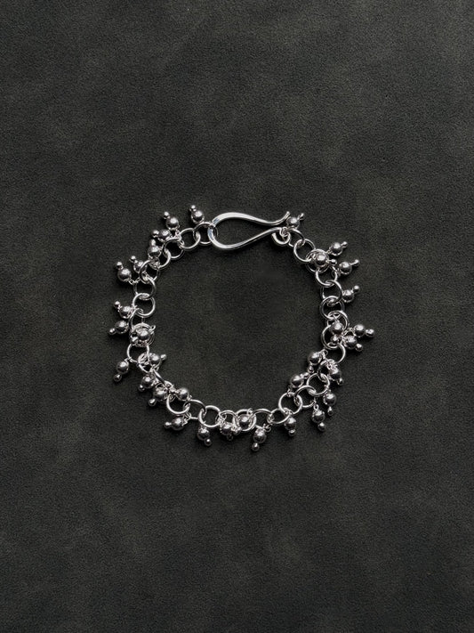 FRILLY BRACELET