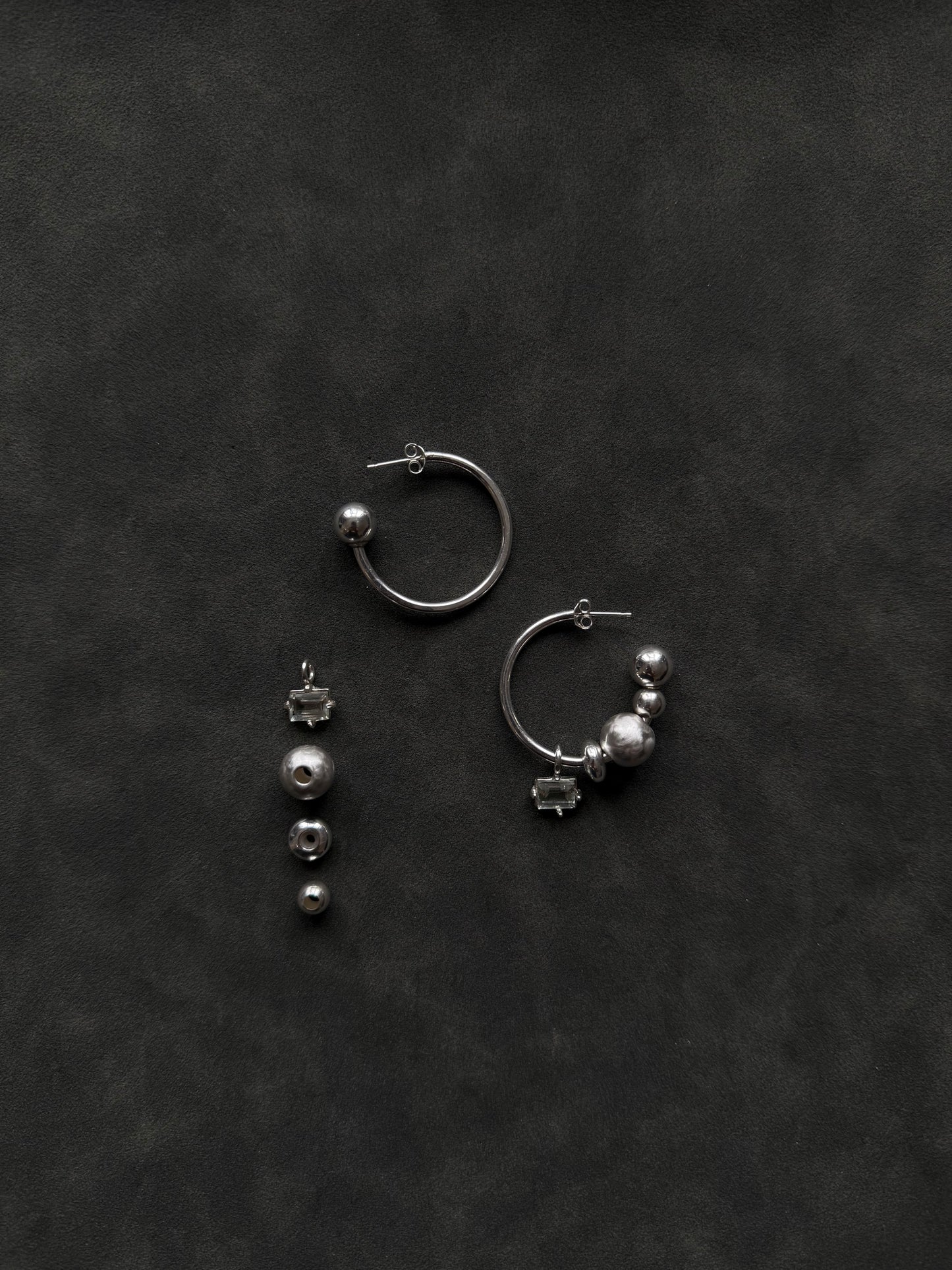 002 CHARM HOOPS
