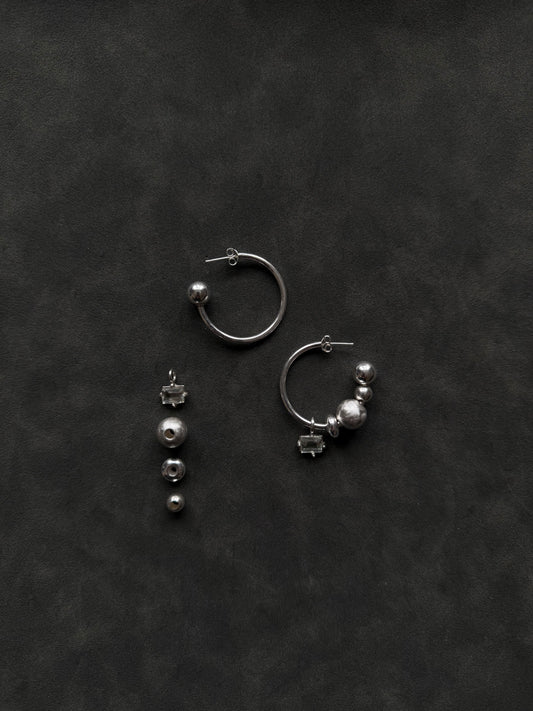 002 CHARM HOOPS