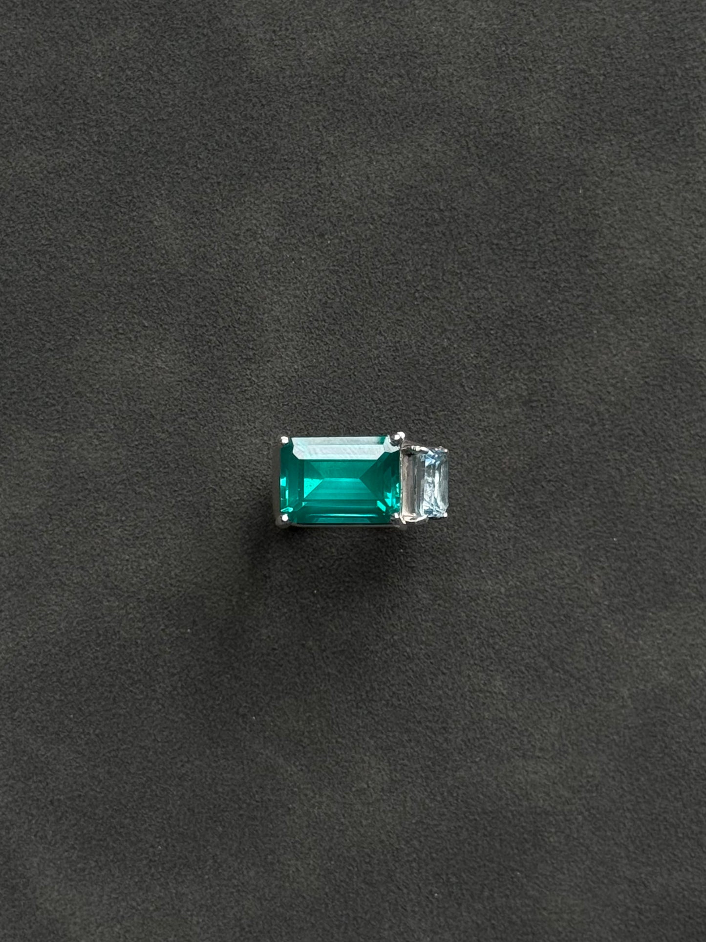 YAG& TOPAZ SUKI RING