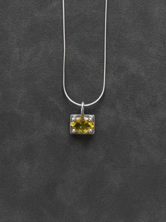 LEMON QUARTZ BABY BUBBLE PENDANT