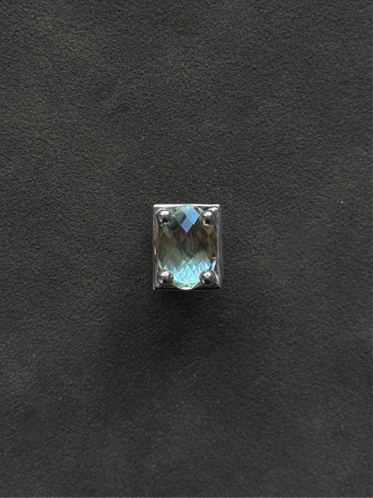 GREEN QUARTZ EAR CUFF