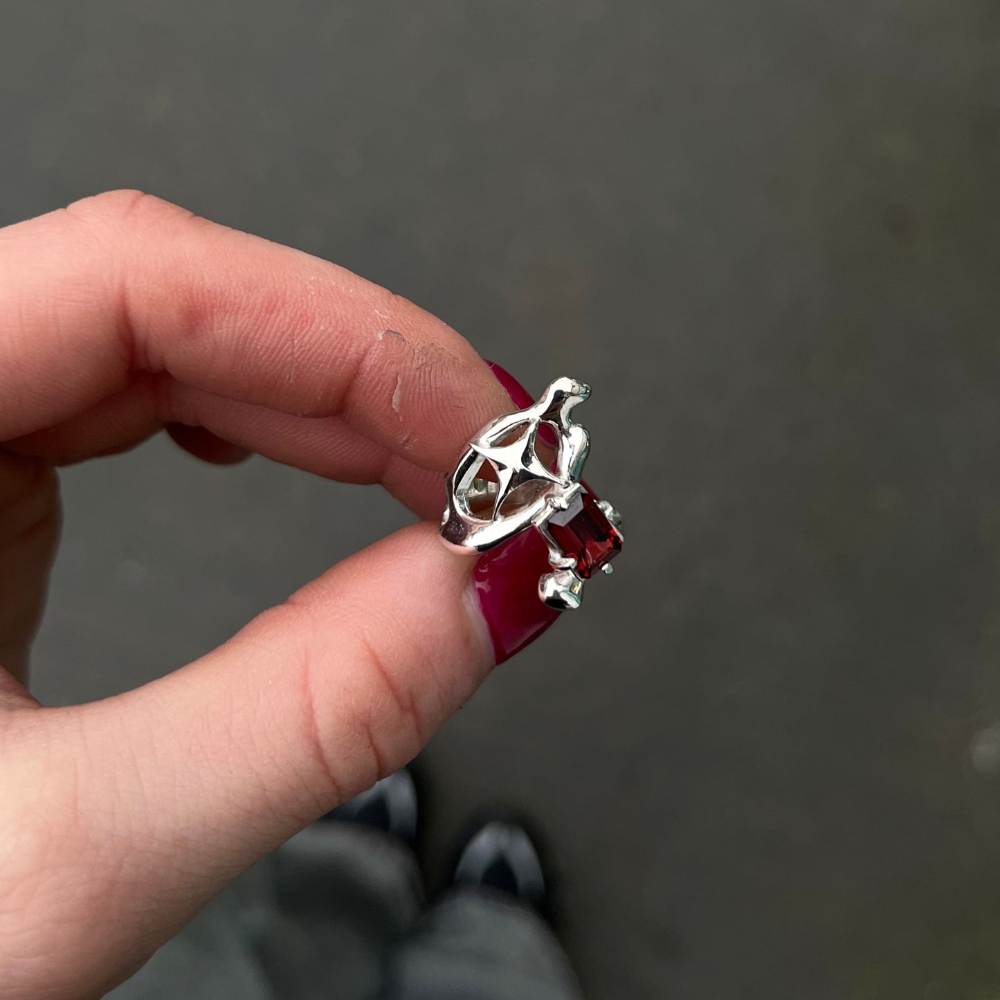 GARNET ORBIT RING