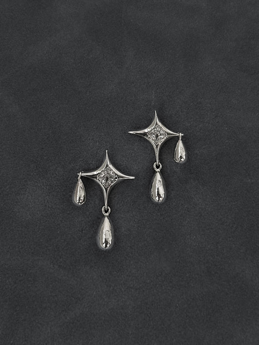 DRIPPING STAR EARRINGS