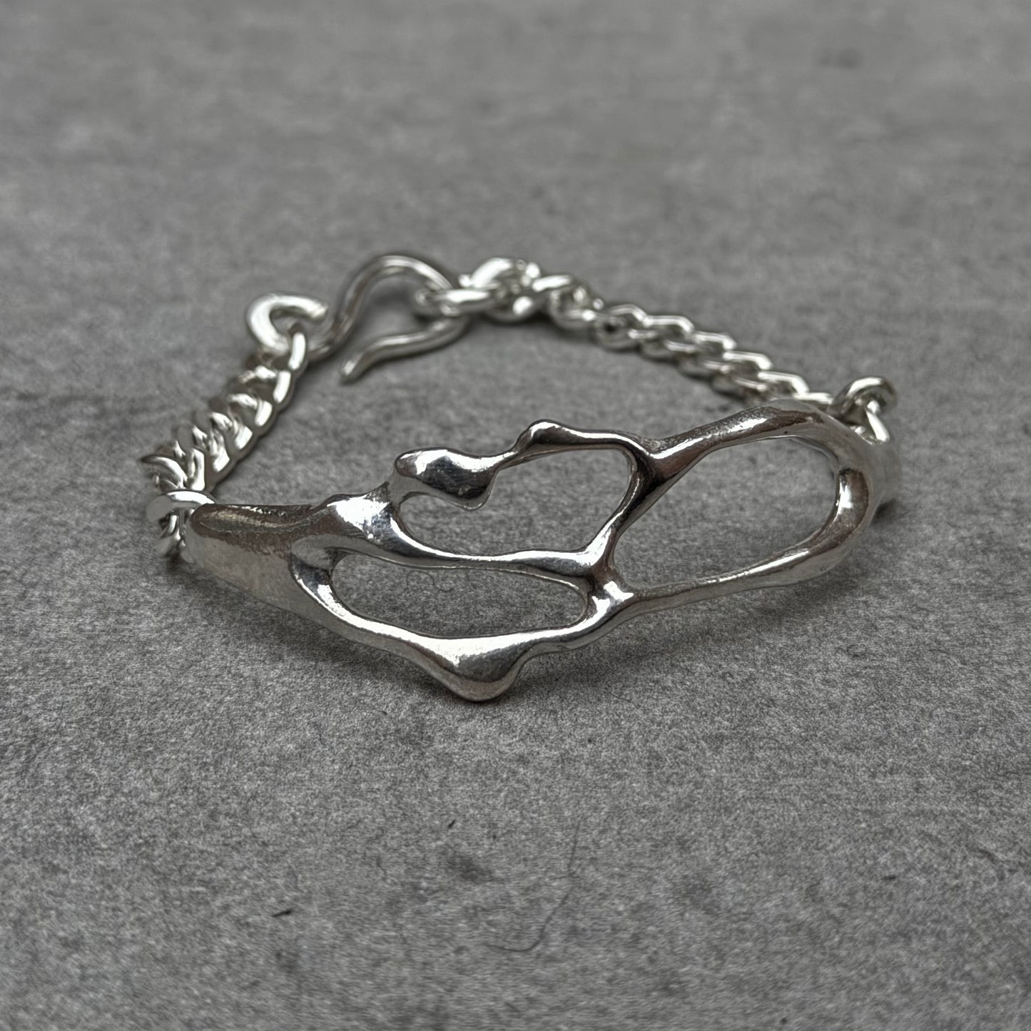 LIQUID LOVE BRACELET