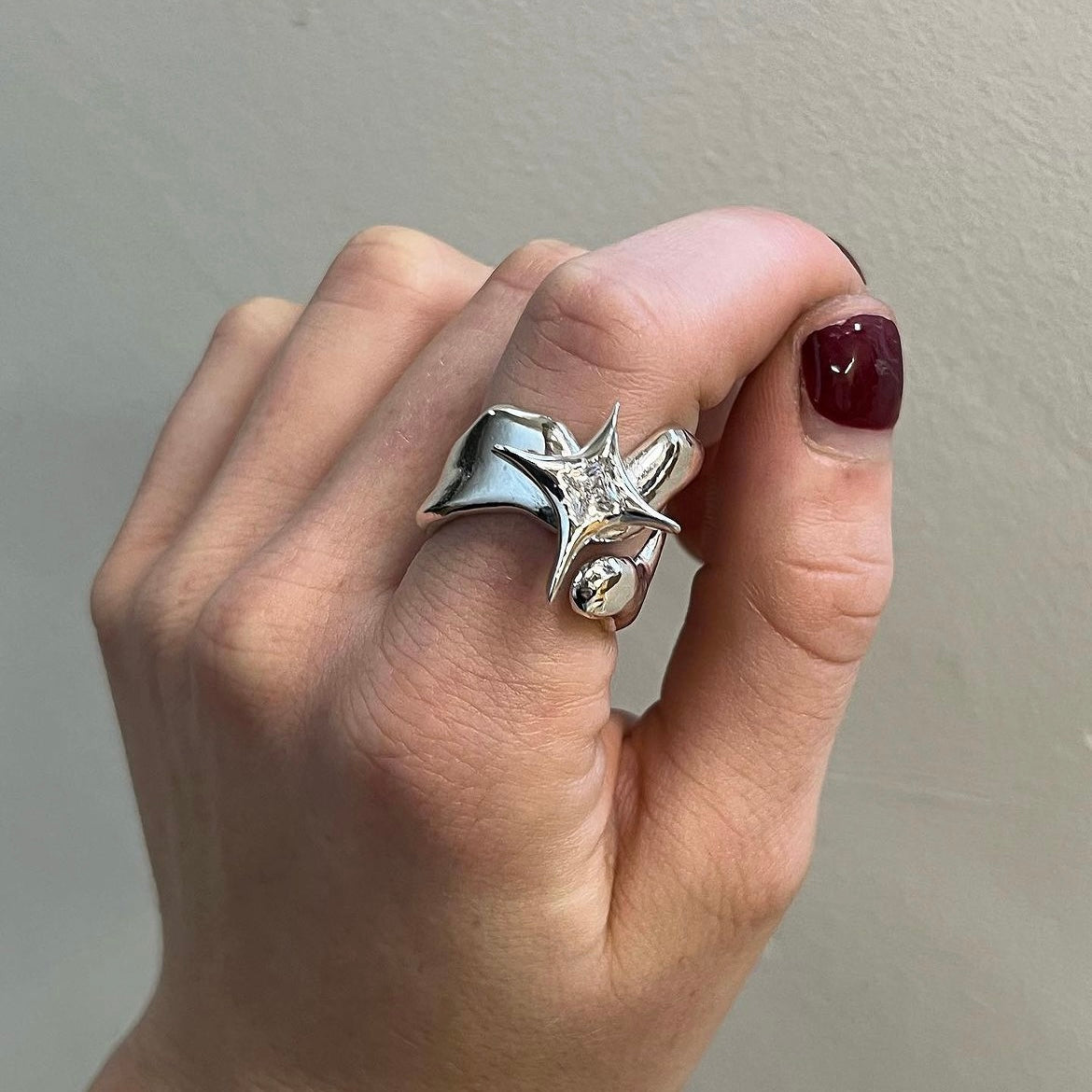 MOISSANITE STAR BURST RING