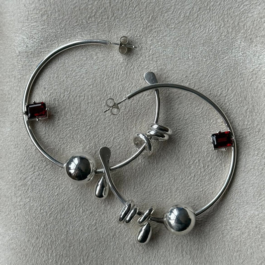 GARNET HOOPS