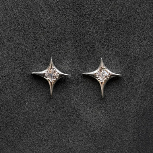 STAR STUDS