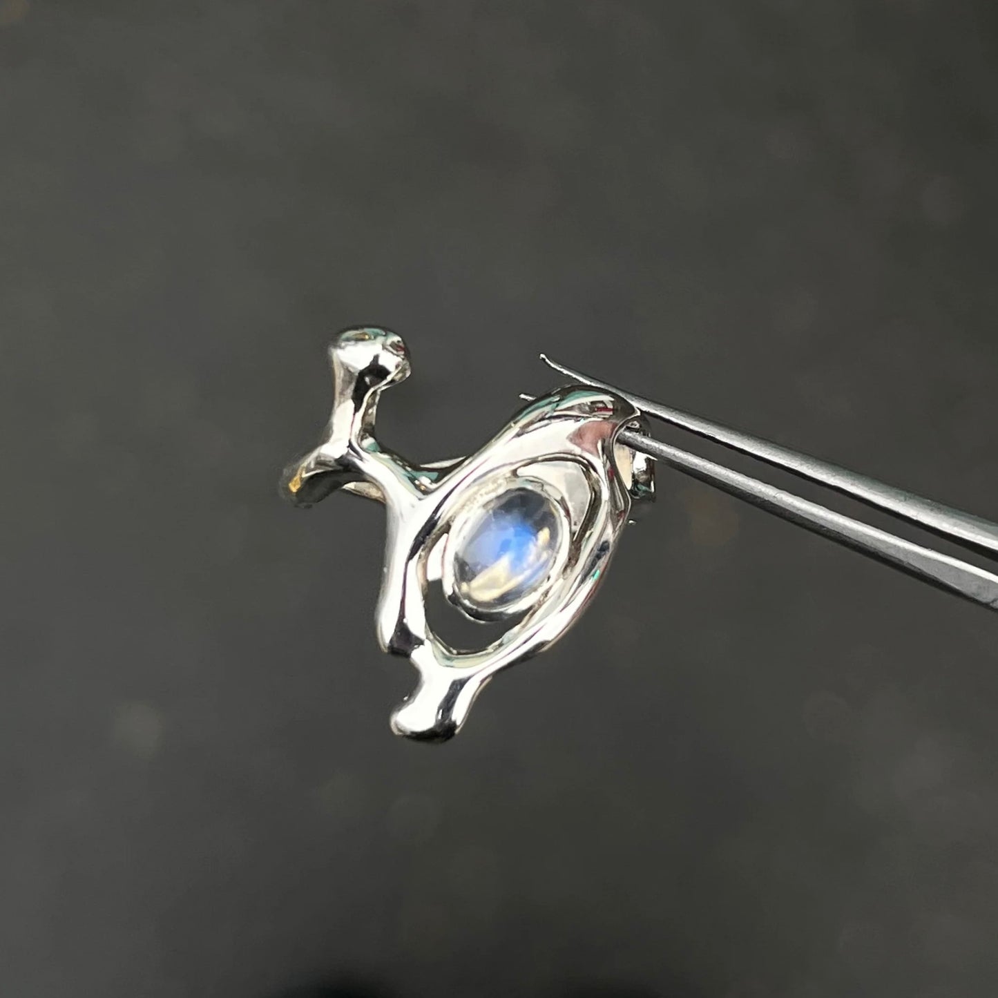 MOONSTONE ALIEN RING