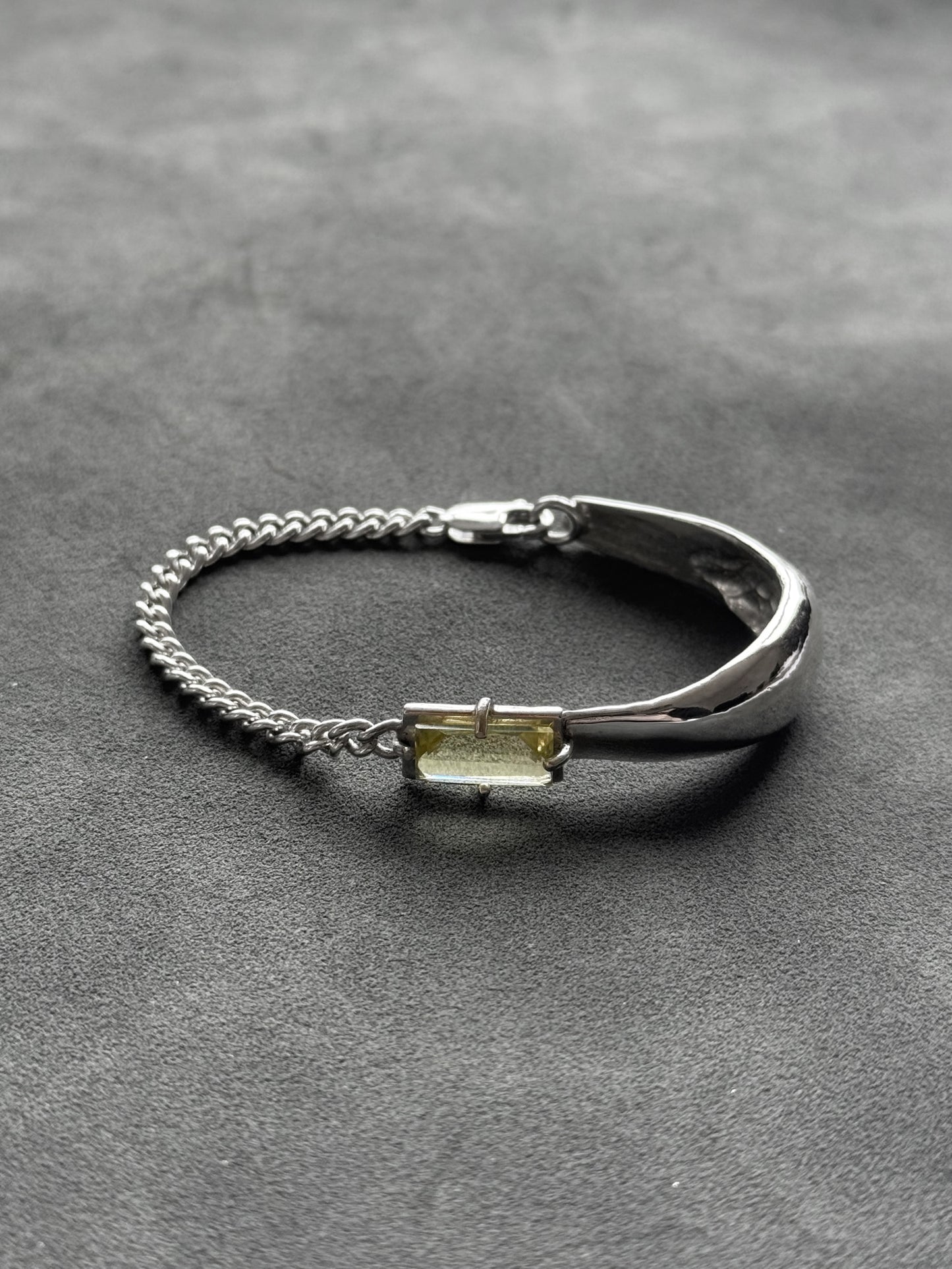 LUNA BRACELET
