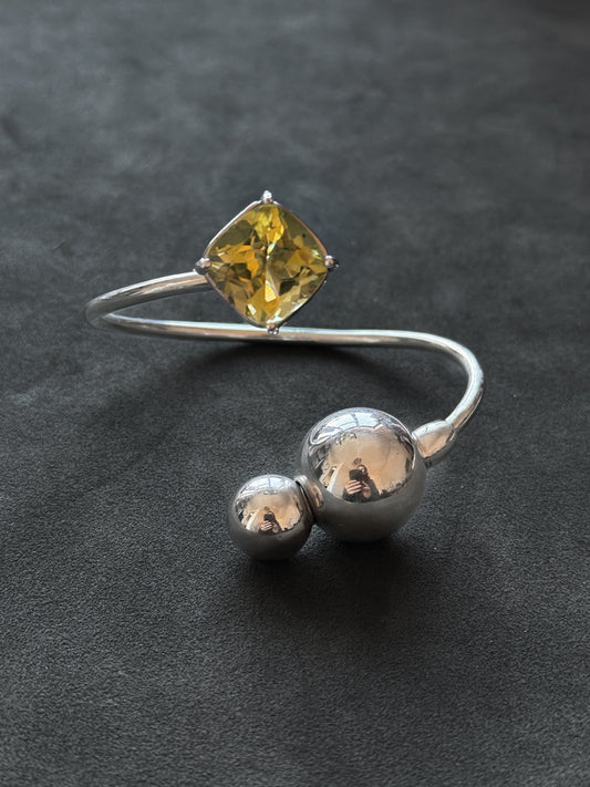 ORB BANGLE