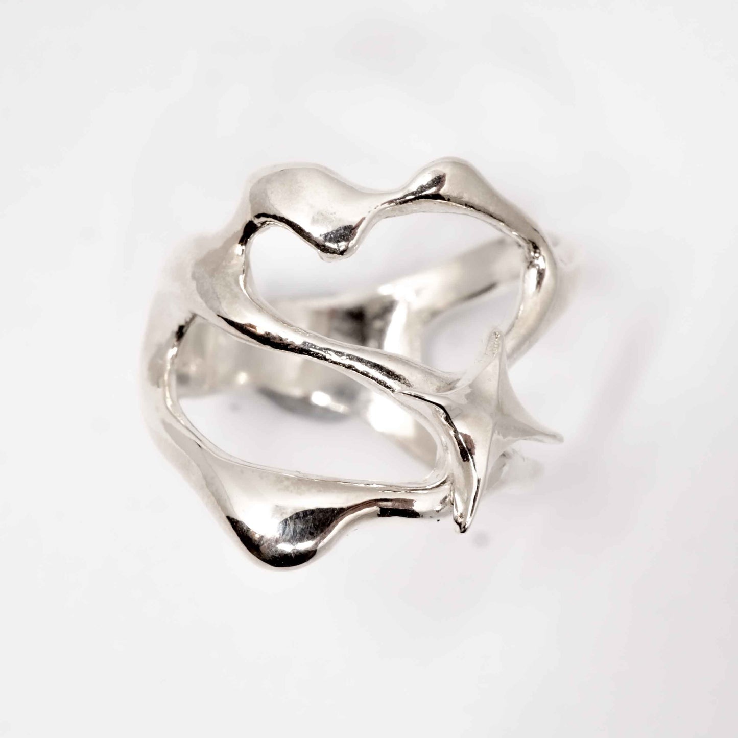 LIQUID LOVE RING WITH TWINKLE