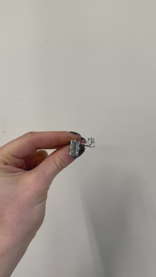 ASYMMETRIC GREEN QUARTZ FLOATING RING