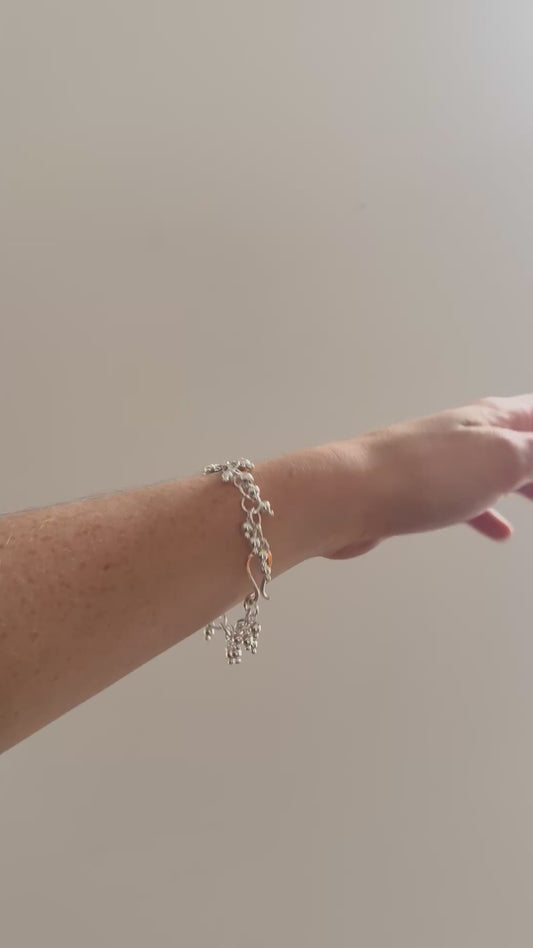 FRILLY BRACELET