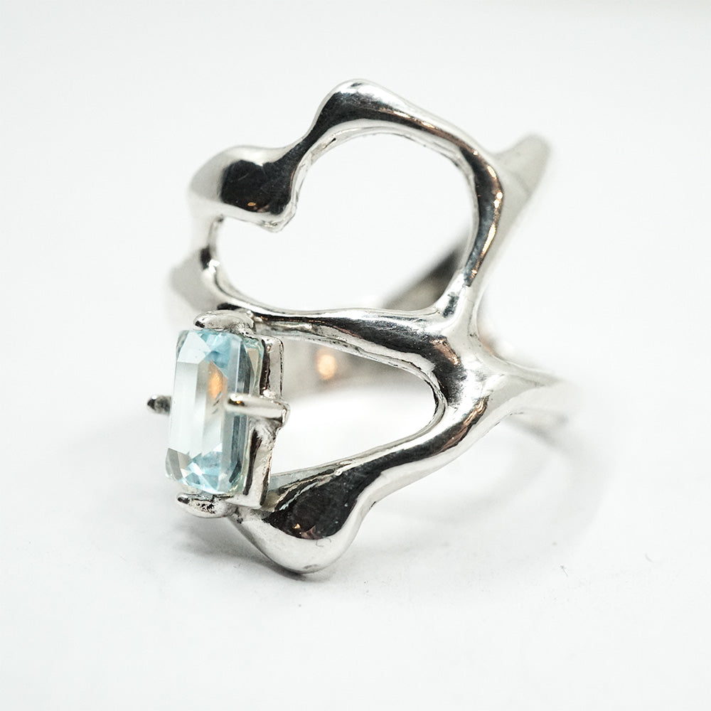 TOPAZ LIQUID LOVE RING